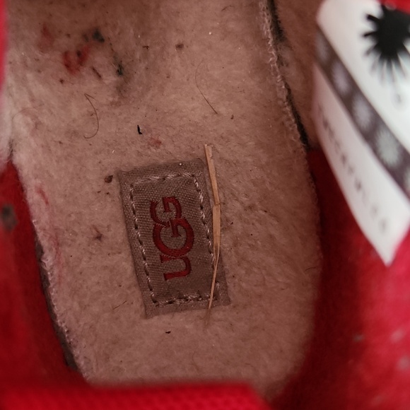 UGG girl's clear classic red mini boots - Picture 9 of 13